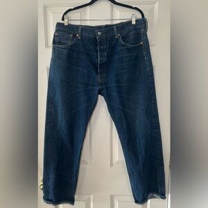 Men's Levis 501 Original Fit Denim Jeans SZ 40x32 Blue Button Fly Modern Red Tab
